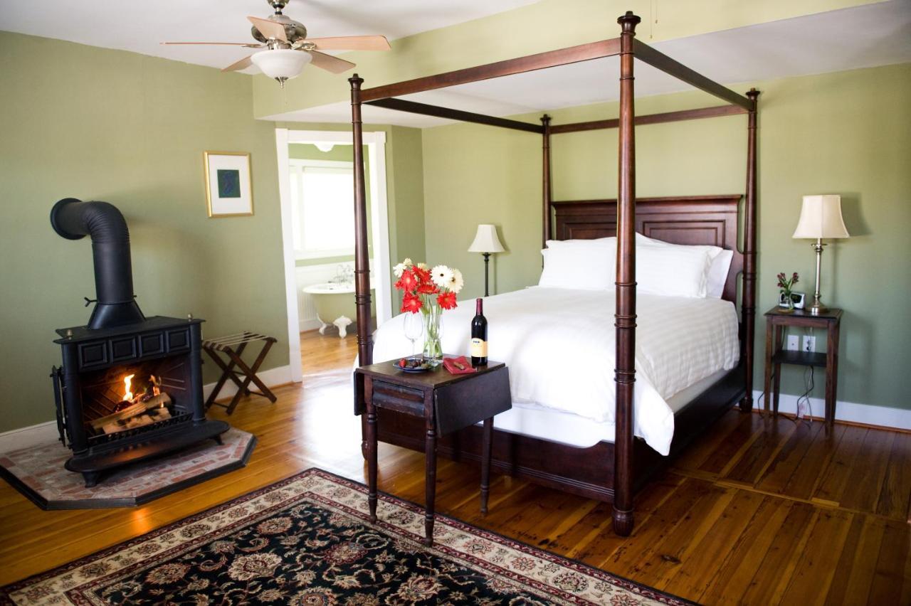 Bed and Breakfast Hopkins Ordinary Bed, Breakfast And Ale Works Sperryville Екстер'єр фото