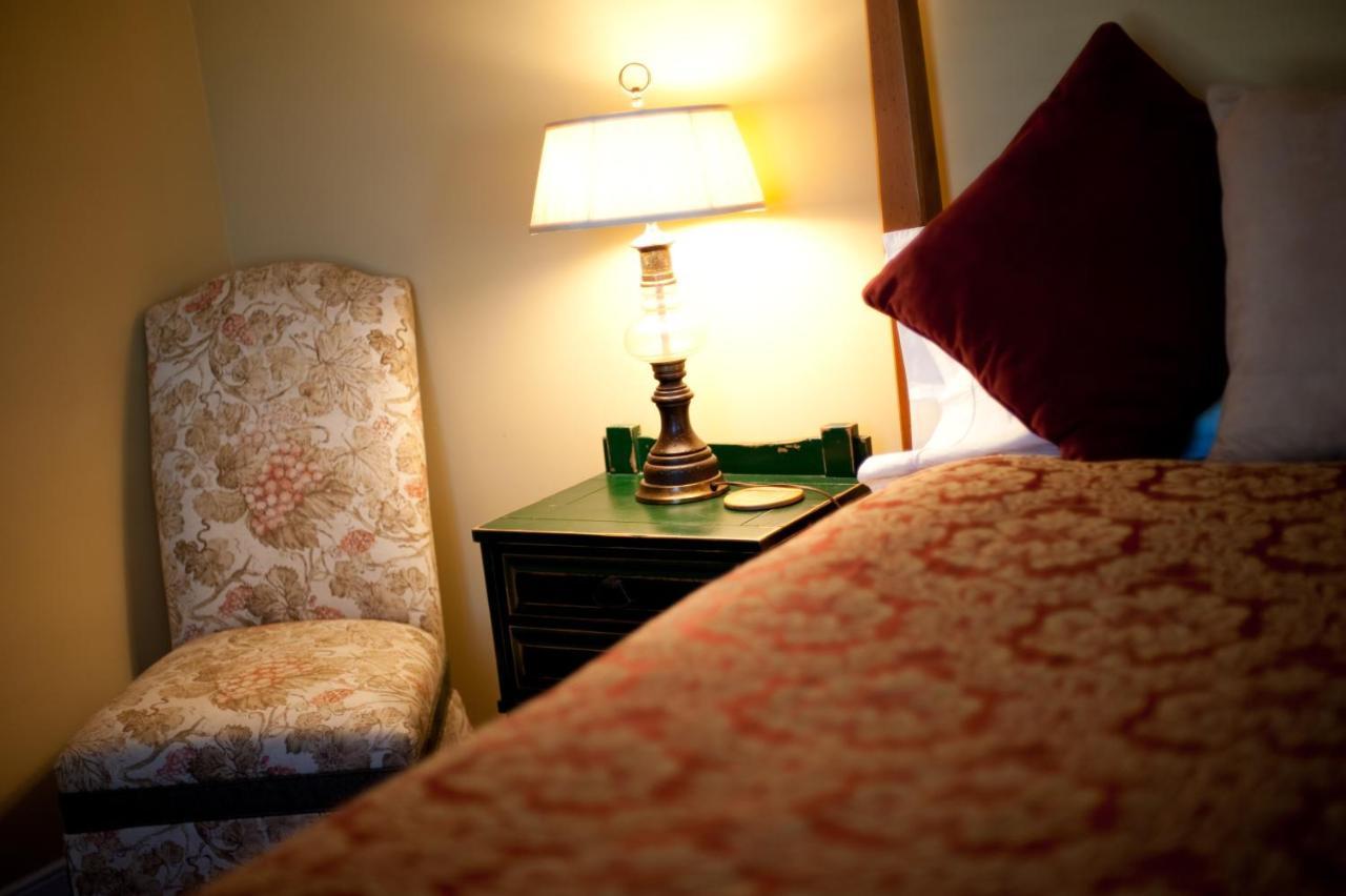 Bed and Breakfast Hopkins Ordinary Bed, Breakfast And Ale Works Sperryville Екстер'єр фото